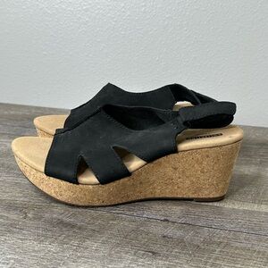 Clarks Sandals Womens 11 Black Leather Adjustable Strappy Slingback Wedge Shoes